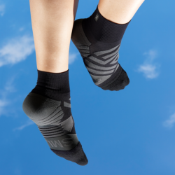 ON RUNNING - MID SOCKS W - Black / Shadow