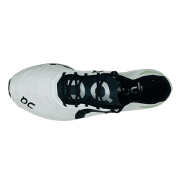 ON RUNNING - CLOUDBOOM ECHO - White / Black