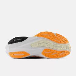 NEW BALANCE - FUELCELL REBEL v4 - Hot Mango